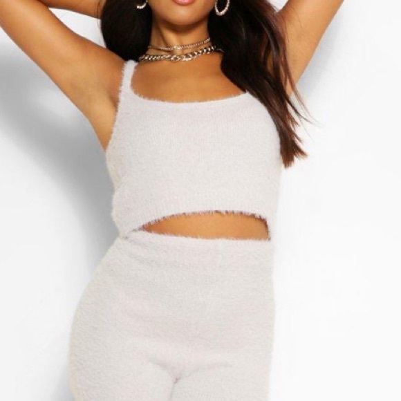 Boohoo Tops - New Boohoo Cream Fluffy Knit Crop Sleeveless Crop Top Size Large